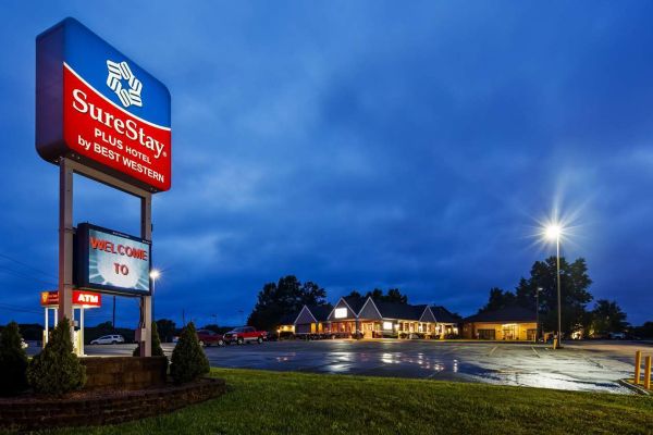Hotel SURESTAY PLUS BY BEST WESTERN FARMINGTON (De Lassus)